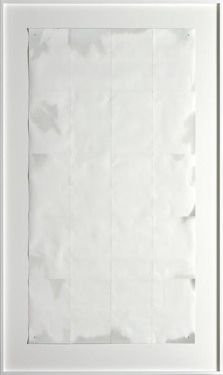 Maria Hahnenkamp, Ohne Titel, 1994/2018, C-Prints abgeschmirgelt und zusammengenäht, 147 × 78 c ...