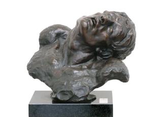 Gustinus Ambrosi, Der Mann mit dem gebrochenen Genick, 1909, Bronze auf Onyx/ Marmor-Postament, ...