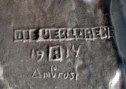 Gustinus Ambrosi, Leib und Seele (Die Dirne), Detail: Bezeichnung, 1914, Bronze auf Onyx/ Marmo ...