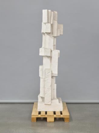 Fritz Wotruba, Große Figur, 1966, Gipsguss nach Steinskulptur, Steinskulptur: 220,5 × 85,5 × 56 ...