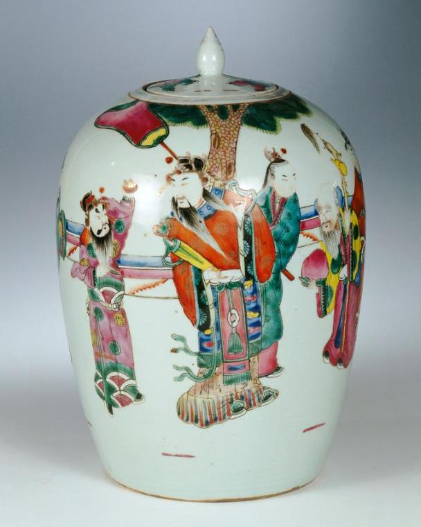 Chinesische Vase mit Deckel, undatiert, Porzellan, 31,5 × 21 × 21 cm, Belvedere, Wien, Inv.-Nr. ...
