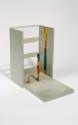 Roland Goeschl, Ohne Titel, 1984, Bleistift, Acryl, Kunststoff auf Holz, 26,7 × 17,7 × 28,3 cm, ...
