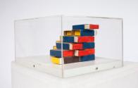 Roland Goeschl, Kleine Formation, Zündholzschachteln, farbig gefasst, in Plexiglasbox, 12,5 x 2 ...