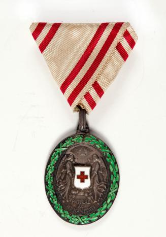 Unbekannter Künstler, Österreich-Ungarisches Rot-Kreuz-Verdienstkreuz "Patriae ac humanitati" ( ...
