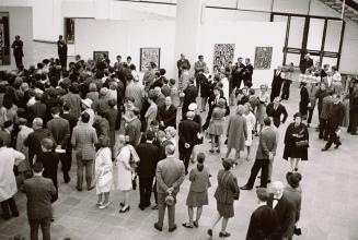 Peter Baum, Eröffnung der Ausstellung Fernand Léger, 25. April 1968, 1968, Barytabzug vom Origi ...